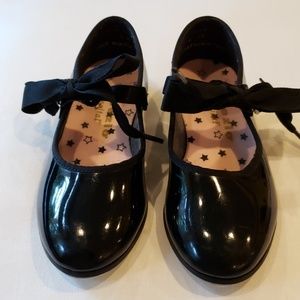 Girls Toddler Capezio Patent Tap Shoes size 8